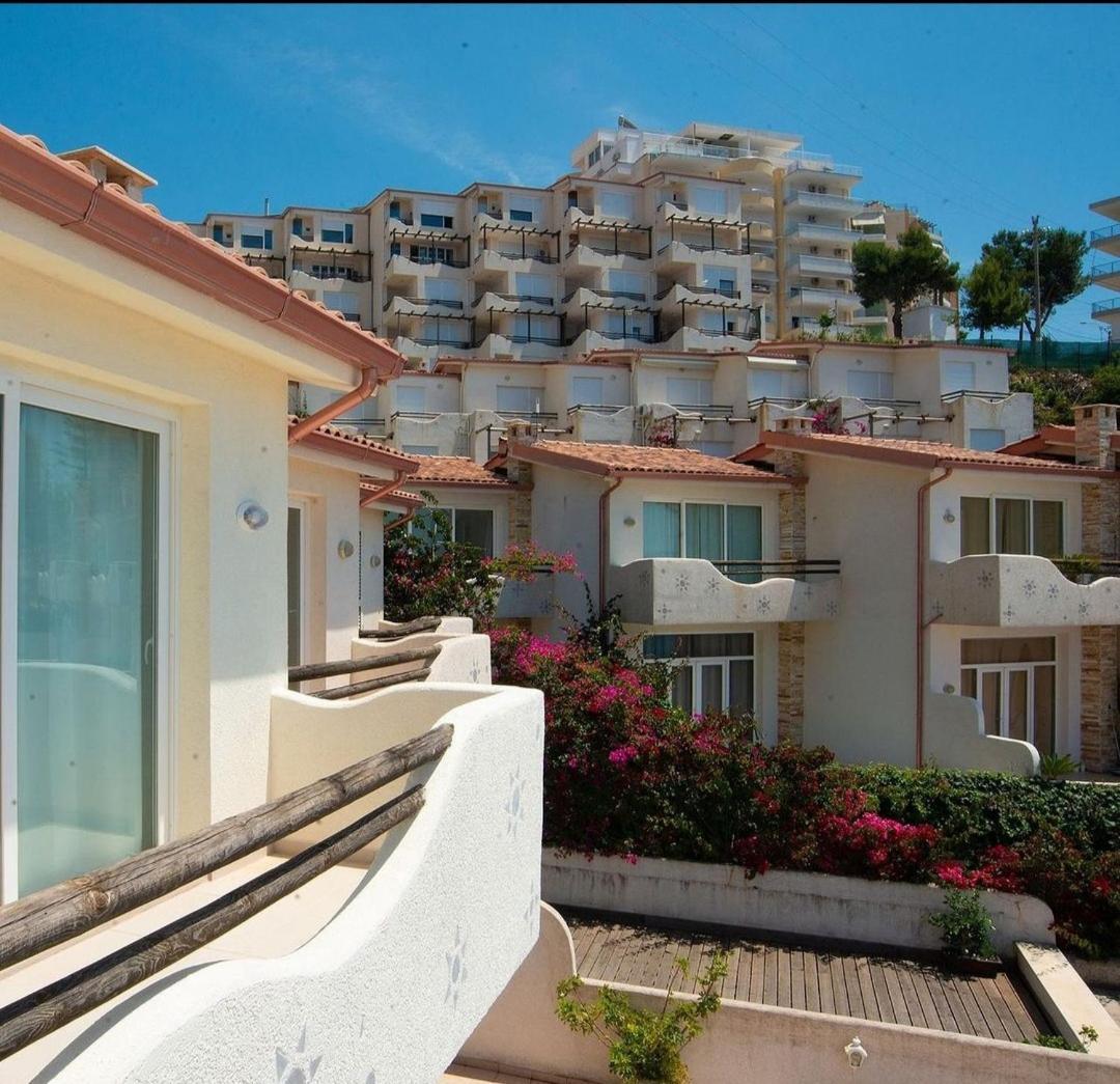 Bougainvill Sunset Villa Sarandë 외부 사진