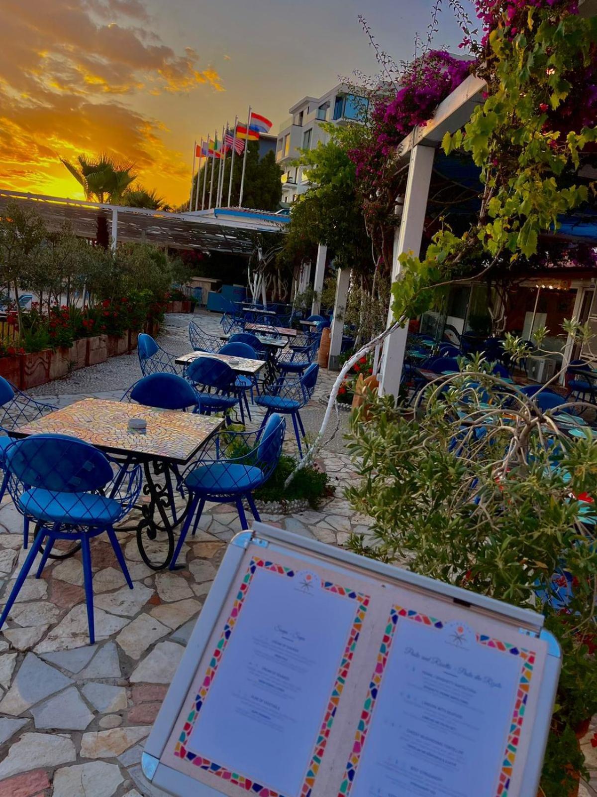 Bougainvill Sunset Villa Sarandë 외부 사진
