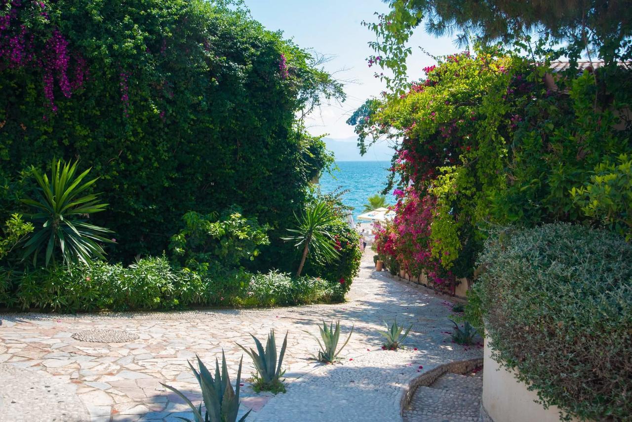 Bougainvill Sunset Villa Sarandë 외부 사진